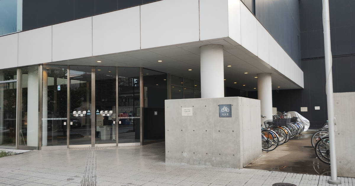 ふれあいキューブ駐輪場(無料)