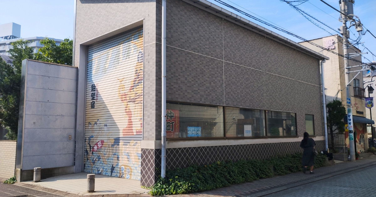 春日部駅東口:仲町の山車小屋