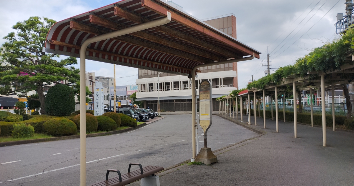 武里駅西口ロータリー:バス乗り場