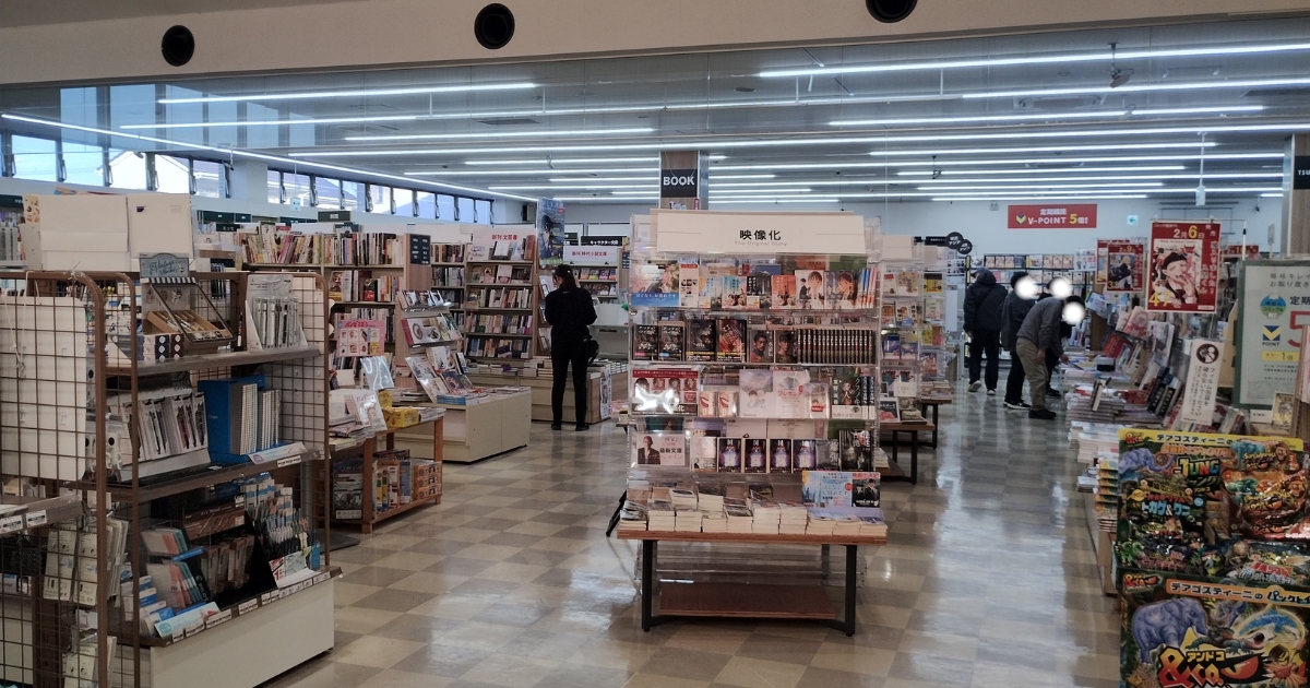 TSUTAYA春日部16号線店:入口付近