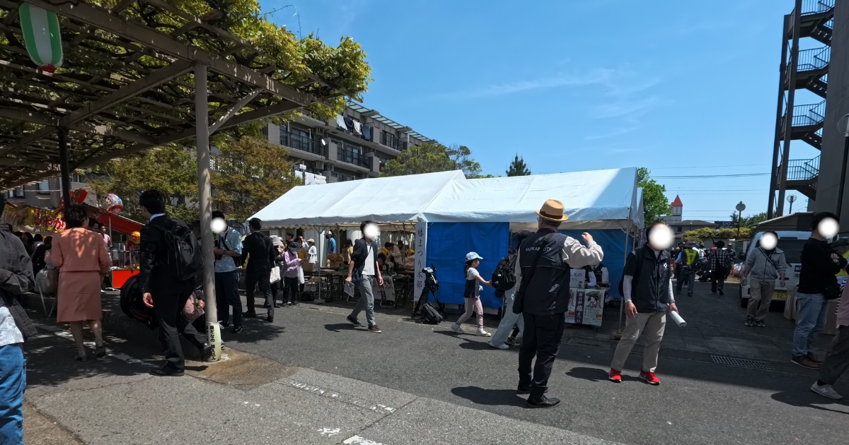 春日部藤まつり本部：ふじ広場（2025年撮影）