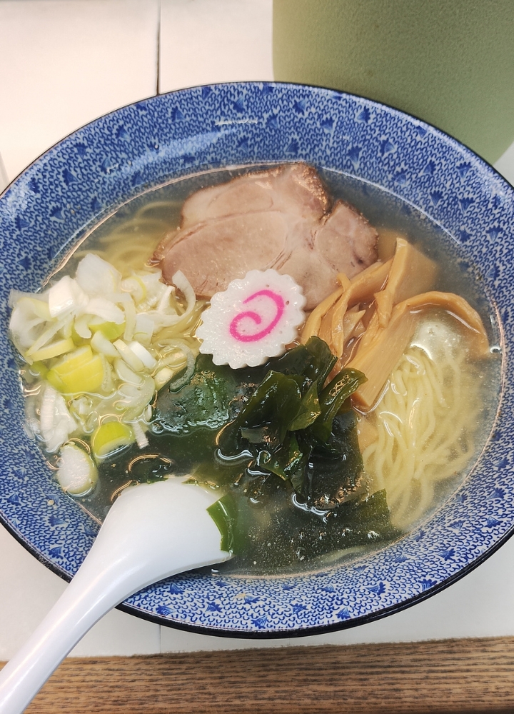 春日部駅「東武らーめん」：塩ラーメン（650円）